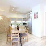 Superior Panska, 2 Rooms, 1 Bedroom, Metro! 24H Reception!